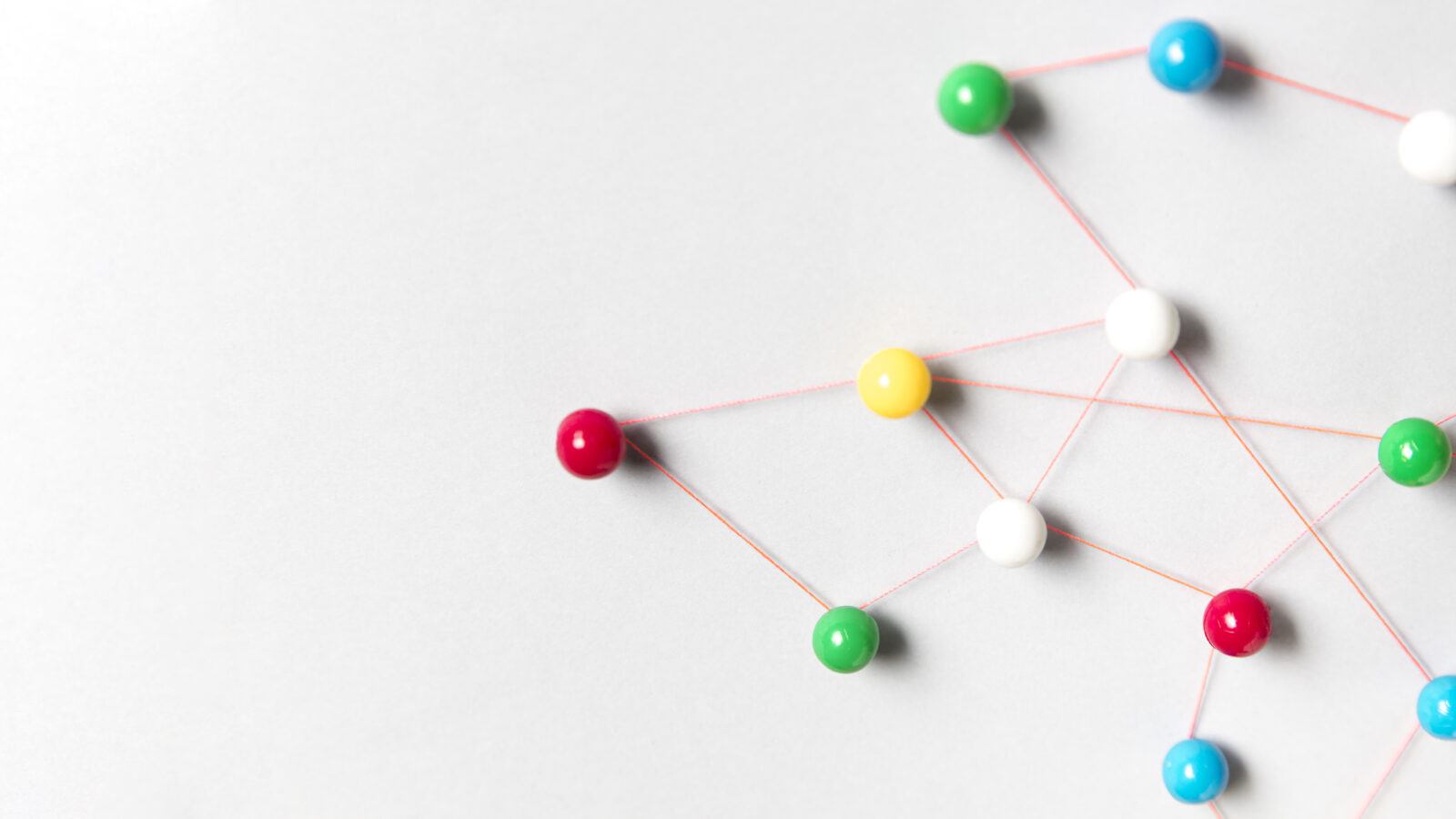 set-stationery-pins-thread-long-shot